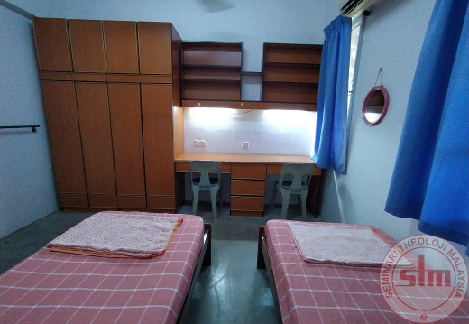 Hostel Room 宿舍房间 2