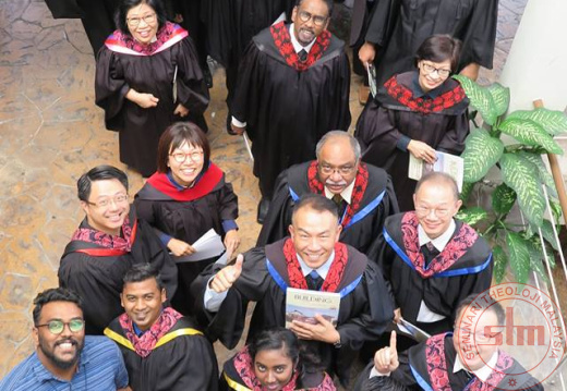 Graduation Service (2)